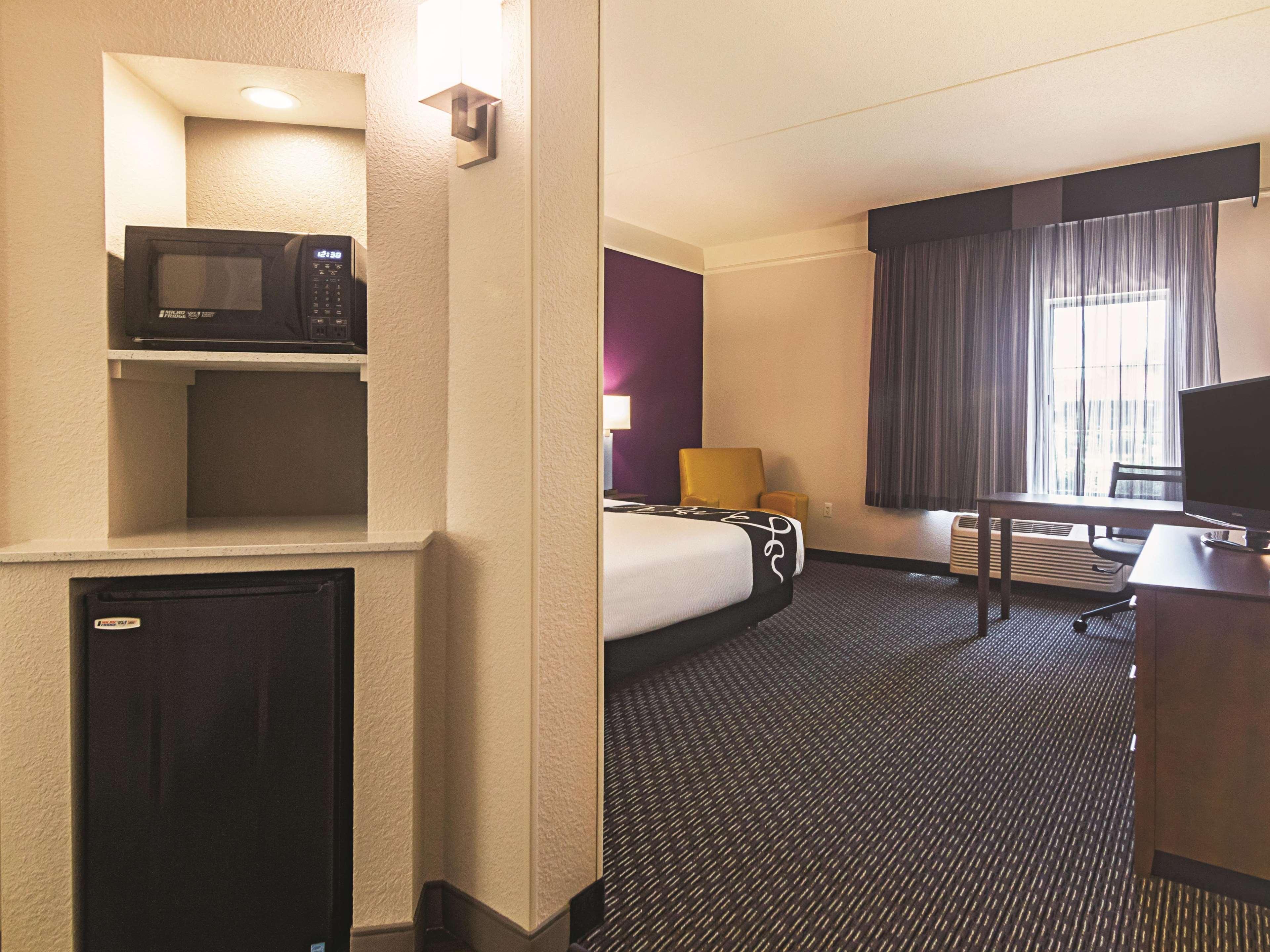 La Quinta By Wyndham Oklahoma City - Nw Expwy Eksteriør billede